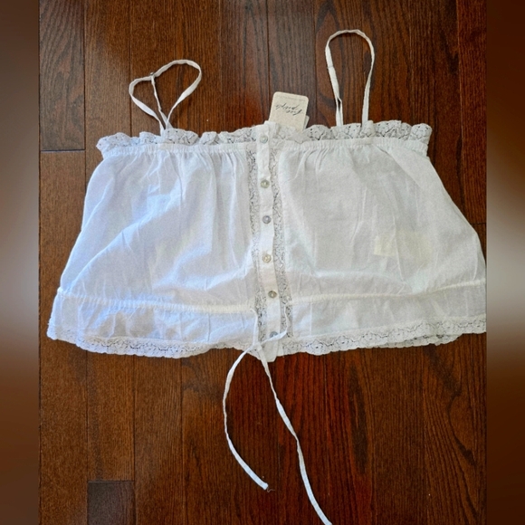 FREE PEOPLE White Lace Trimmed Crop Top Delicate Spagetti Straps Cotton Size M - Picture 1 of 7